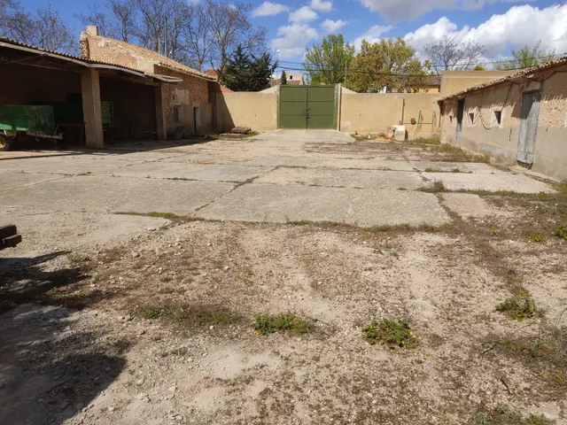 SOLAR DE 2.000 M2 EN ALPERA CON EXCELENTE UBIACION, REPARCEL - foto 4