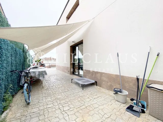 Casa o chalet independiente en venta en Calle d'Enric Morera — 27