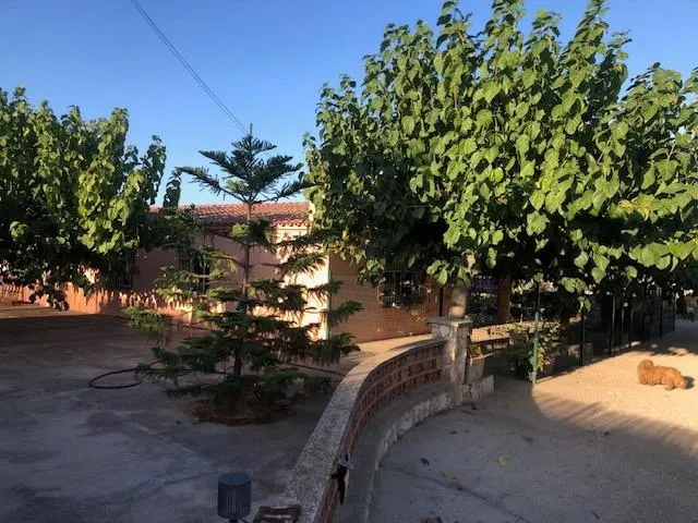 Casa con terreno y piscina en venta en Terrer Roig — 21