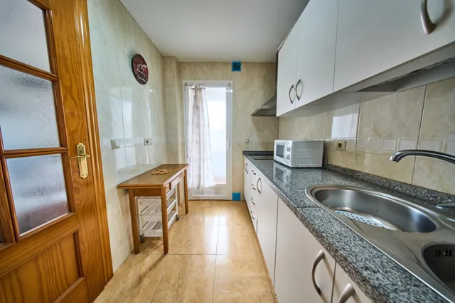 Apartamento de un dormitorio en Armilla — 12