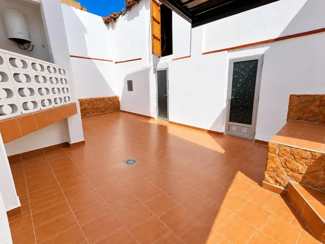 CASA DE PUEBLO CON ENCANTO, REFORMADA Y CON POSIBILIDAD DE CREAR UNA SEGUNDA VIVIENDA – GILET — 25