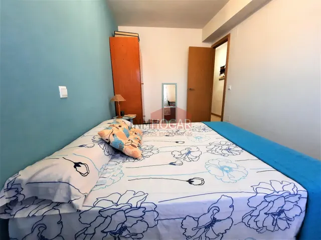 PISO EN VENTA EN NAVALUEGA, EN EL CENTRO DEL  PUEBLO — 30