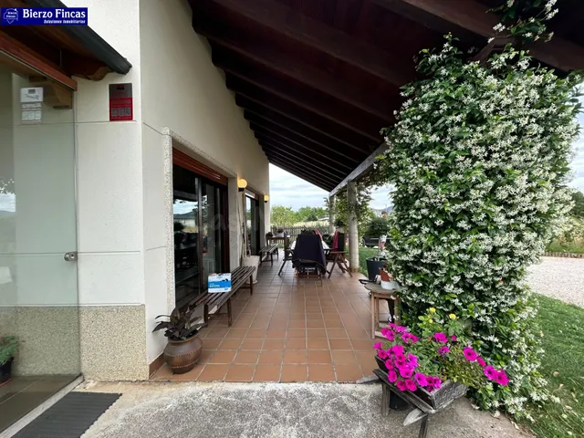 SE VENDE CASA EN FUENTESNUEVAS