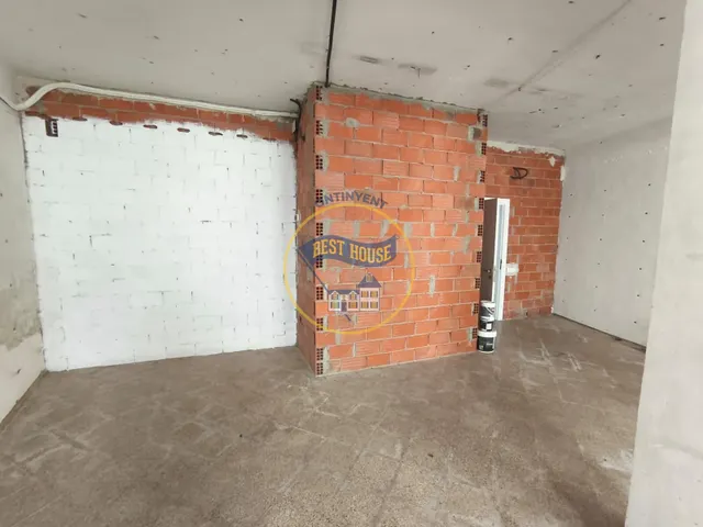 AMPLIO LOCAL COMERCIAL EN ONTINYENT — 12