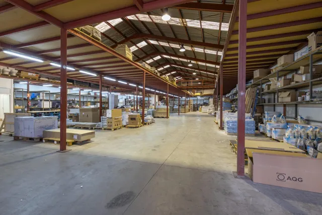 Venta Instalaciones Comerciales — 30