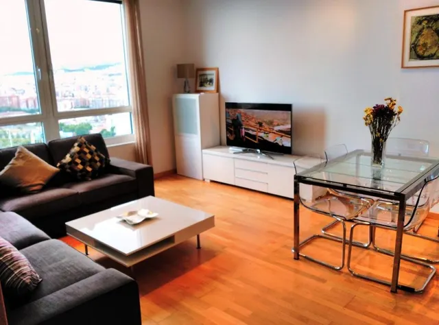 PISO DUPLEX AMUEBLADO — 2