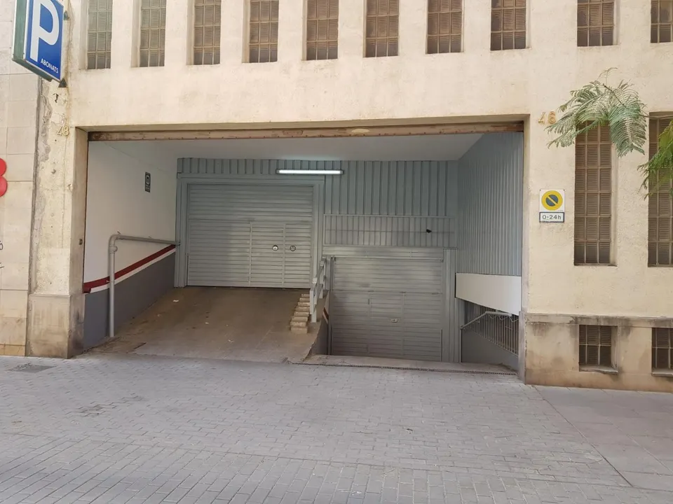 Pl grande! parking de fácil acceso