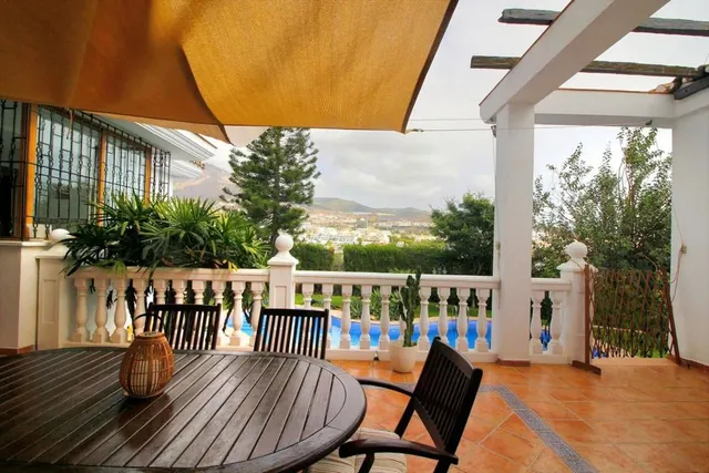 Villa Exclusiva con Vistas Panorámicas en Benalmádena — 6