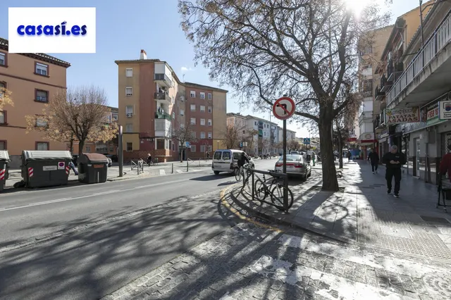 Piso para reformar junto a Avenida Dílar — 22