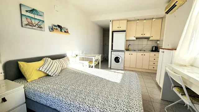 Estudio con vistas al mar panoramicas y piscina comunitaria - foto 4