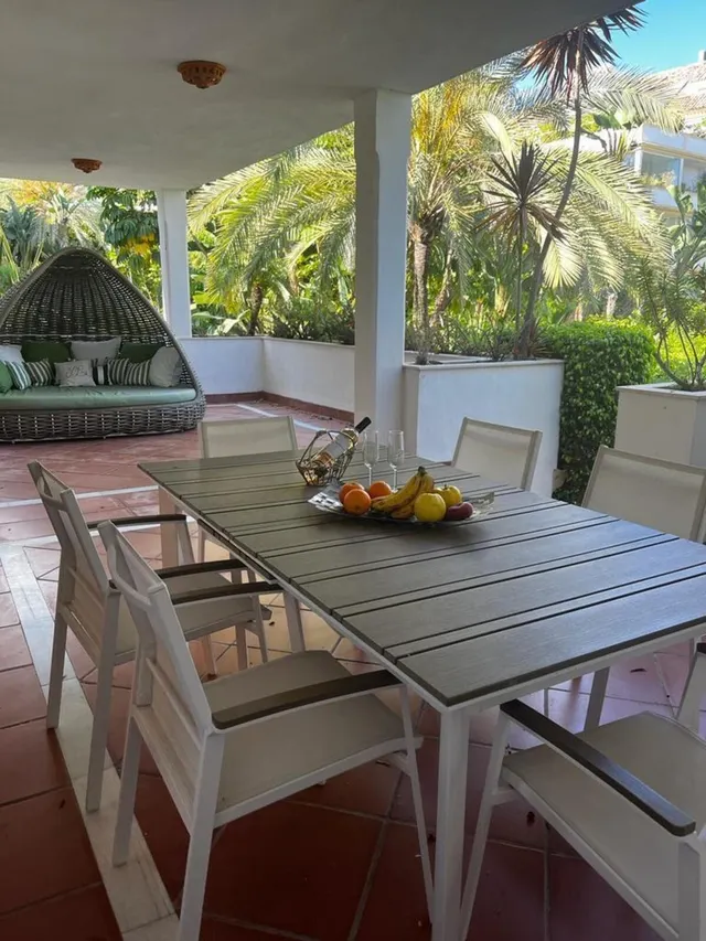 elegante apartamento en la codiciada Milla de Oro de Marbella — 5