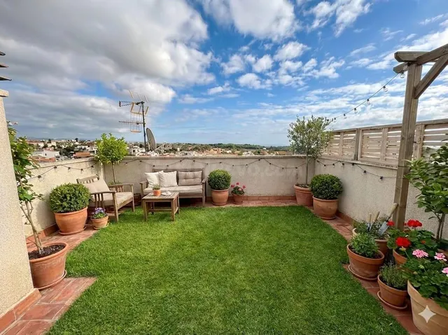Ático Dúplex único en la zona con Espectacular Terraza de 11