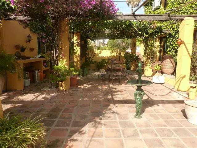 Chalet 6 habitaciones 380m² en venta - Costa Del Sol - foto 3