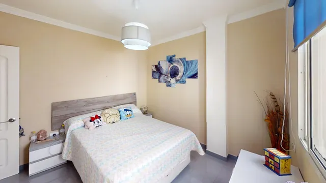 Amplio piso de 3 dormitorios y dos baños en Arguineguín listo para entrar a vivir — 38