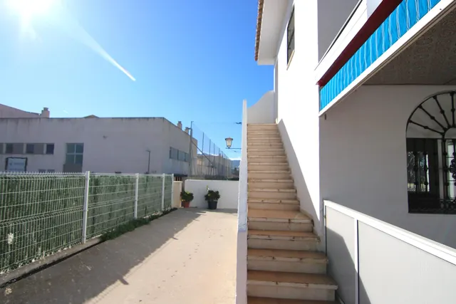 ¡OPORTUNIDAD EN COÍN! LOCAL COMERCIAL CON GRANDES POSIBILIDADES — 17