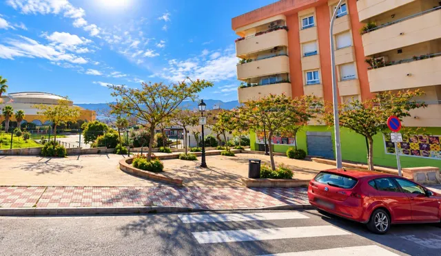 ¡piso en el recinto ferial de Los Barrios! — 16