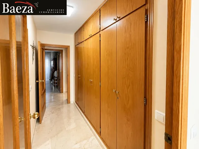 AMPLIA VIVIENDA DE 3 DORMITORIOS CON GRAN TERRAZA, PATIO PRIVADO Y GARAJE EN SANT JOAN D’ALACANT — 26
