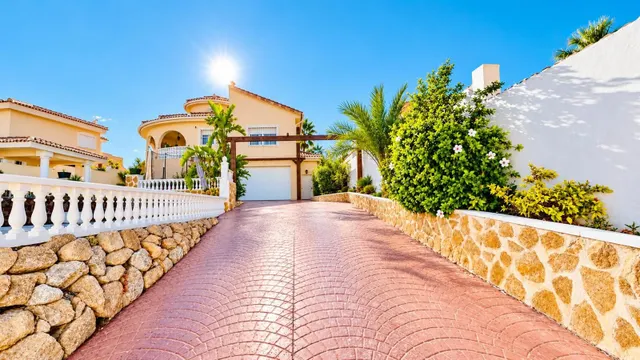 Villa 4 habitaciones 219m² en venta - Doña Pepa — 32