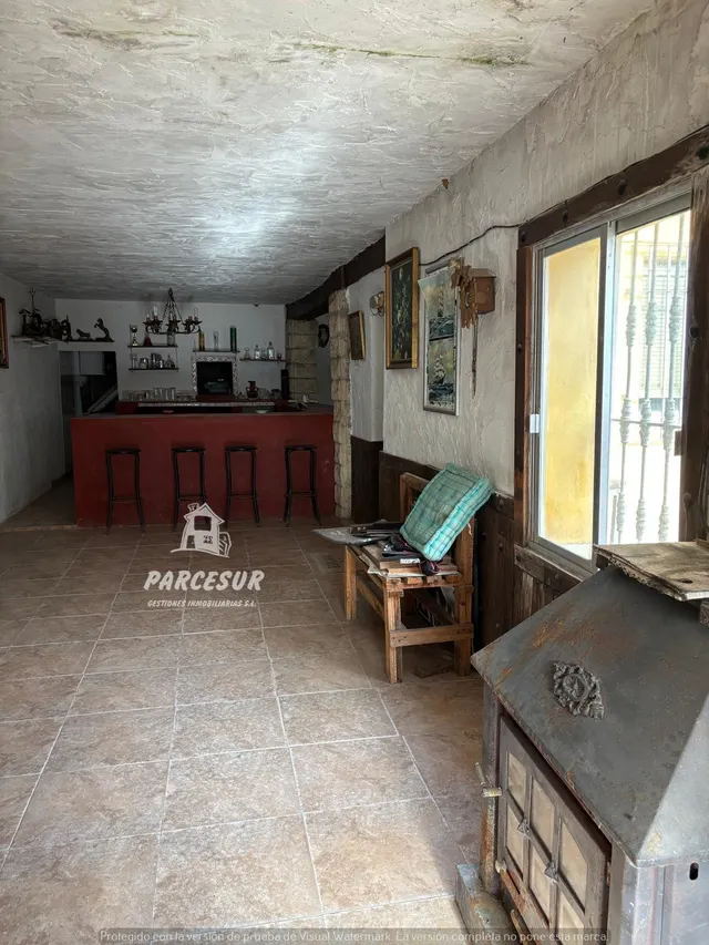 Finca de 1.250 m2 con 2 casas independientes y piscina — 40