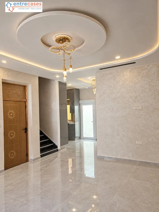 Casa Tipo Dúplex 4 habitaciones 328m² en venta - 3 de Abril - foto 3