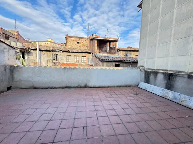 Ático en el centro de Manresa, junto a estación de Renfe y a un precio muy atractivo — 26