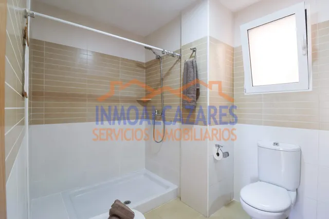 Centrico apartamento de 2 dormitorios, 1 baño y cochera privada. en torre pacheco, Murcia. — 24