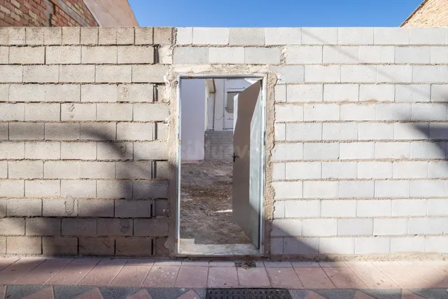 EXCELENTE SOLAR EN VENTA EN ARMILLA (JUNTO PLAZA ESPAÑA) — 4