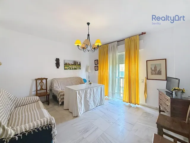 ALQUILER APARTAMENTO EN ZONA PARLAMENTO - foto 2