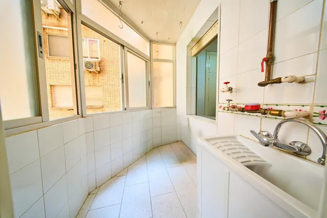 Piso Alminares del Genil, pisazo de 195 m2 con piscina, sauna y gimnasio — 11