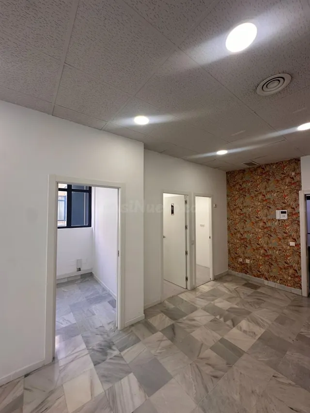 Local comercial 1 habitación 76m² en venta - Marbella — 4