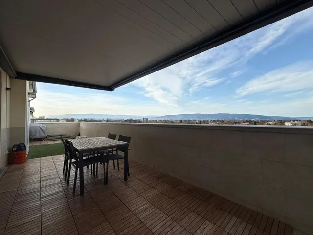 EXCLUSIVO ÁTICO EN VENTA EN LA PRESTIGIOSA ZONA DEL CAMPO DE - foto 2