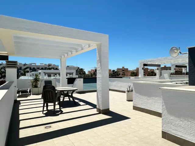 APARTAMENTO DE 2 DORMITORIOS 2 BAÑOS EN OASIS BEACH XII EN RASO (GUARDAMAR DEL SEGURA) — 28