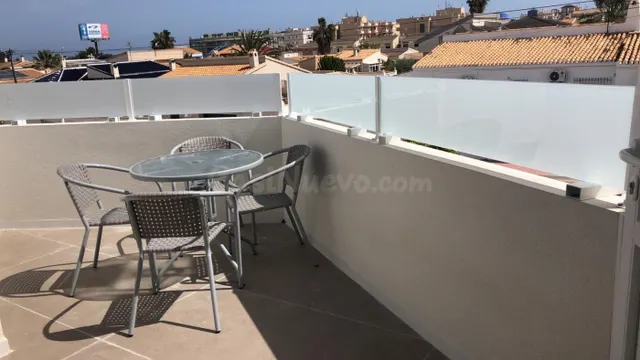 Nuevo-Fantástico bungalow con piscina privada y 3 dormitorio - foto 4