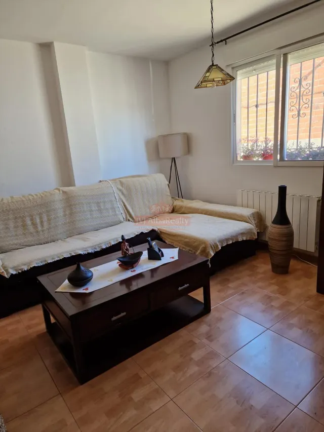 EN VENTA VIVIENDA UNIFAMILIAR ADOSADA EN VILLARGORDO DEL JUCAR — 2