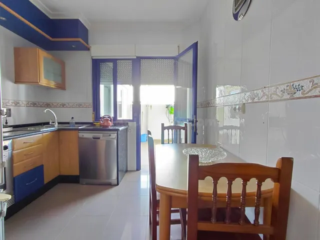 PISO A LA VENTA EN CAMBADOS - foto 5