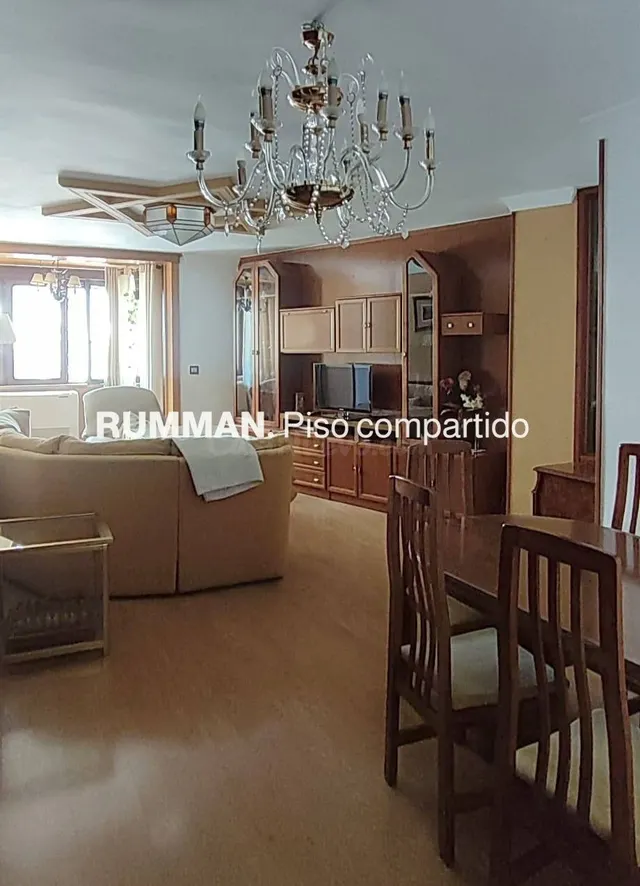 EST / Piso de cuatro dormitorios, zona Avenida de Murcia - foto 2