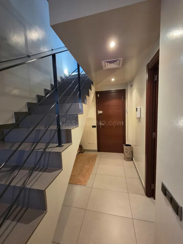 SANT CELONI (CENTRO): GRAN PISO DUPLEX INVERTIDO CON GRANDES - foto 2