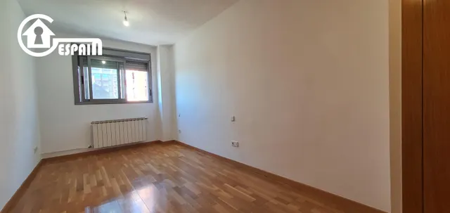 Gespain actividades inmobiliarias ofrece vivienda en venta en zona av. de los poblados — 35