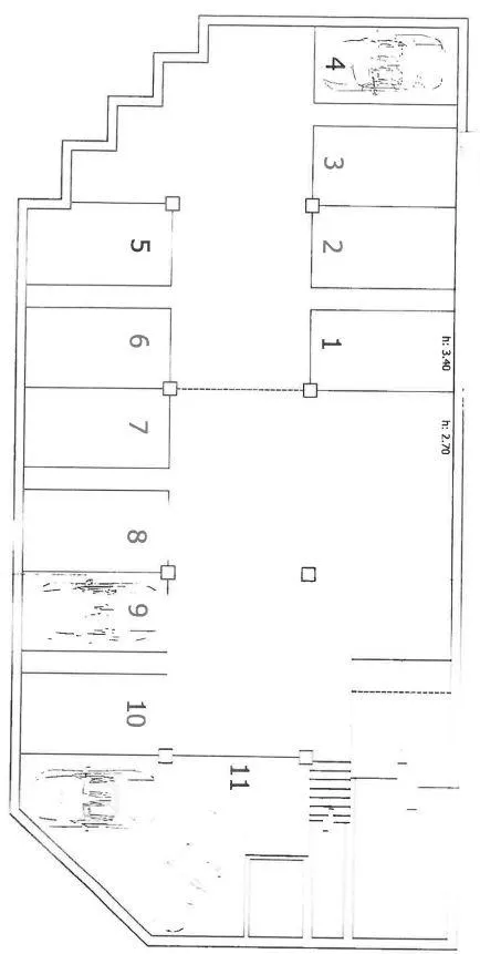 Impresionante local comercial esquinero a tres calles con planta garaje para 12 coches — 16