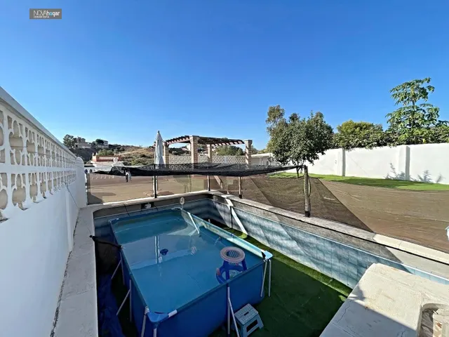 Exclusivo chalet independiente con piscina y vistas espectaculares — 5