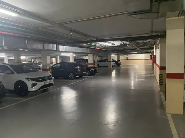 PISO EN VECINDARIO — 32