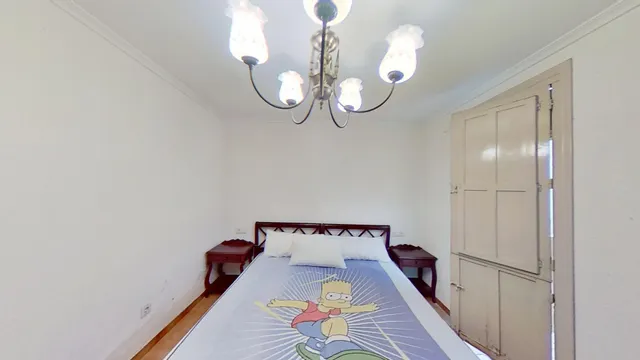 Amplia vivienda en las faldas del castillo de Santa Barbara — 20