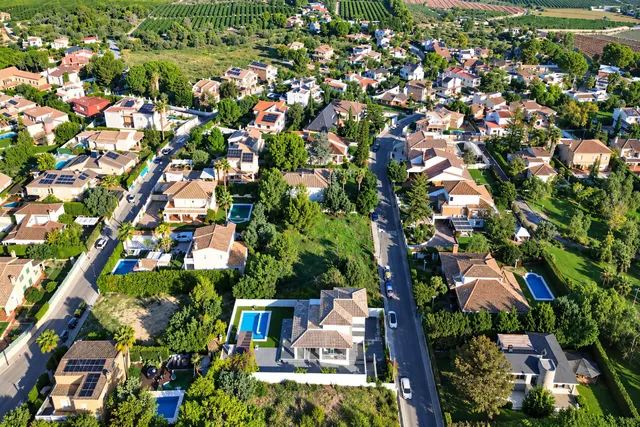Tu casa, tu jardín, tu familia y tu proyecto de vida en Urbanización MONTERREAL (Torrent) — 8
