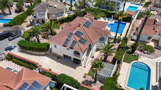 Villa 4 habitaciones 344m² en venta - Centro de la Ciudad Qu - foto 4