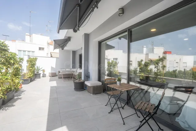 Chalet independiente de 414 m2 junto a Calle Granada — Almer - foto 5