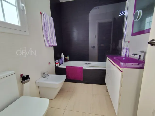 Casa unifamiliar en venta en Sentmenat — 42