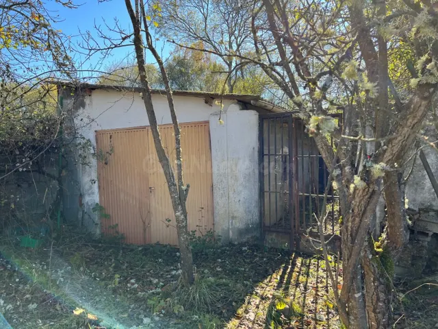 SE VENDE FINCA RUSTICA EN CARRACEDELO CON NAVE DE 350 M2 - foto 4