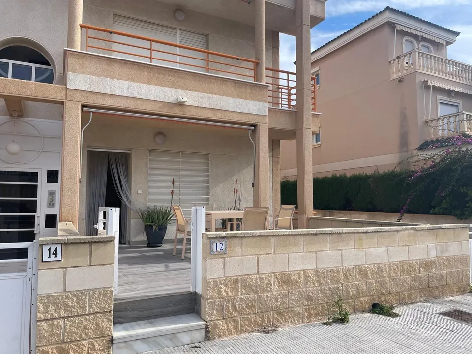 A 50 METROS DE LA PLAYA!!!!TU NUEVO HOGAR