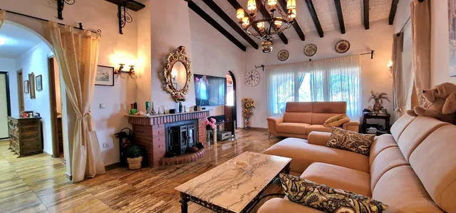 Villa con vistas espectaculares en Maryvilla, Calpe — 13