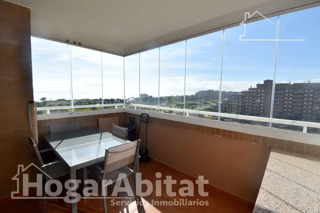 ¡Vistas al mar! Amplio, esquinero y alto en residencial con piscina, garaje y terraza — 15
